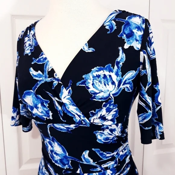 Lauren Ralph Lauren Dress Short Sleeve Floral on Navy Blue Sthetcy Size 6 - Picture 3 of 14